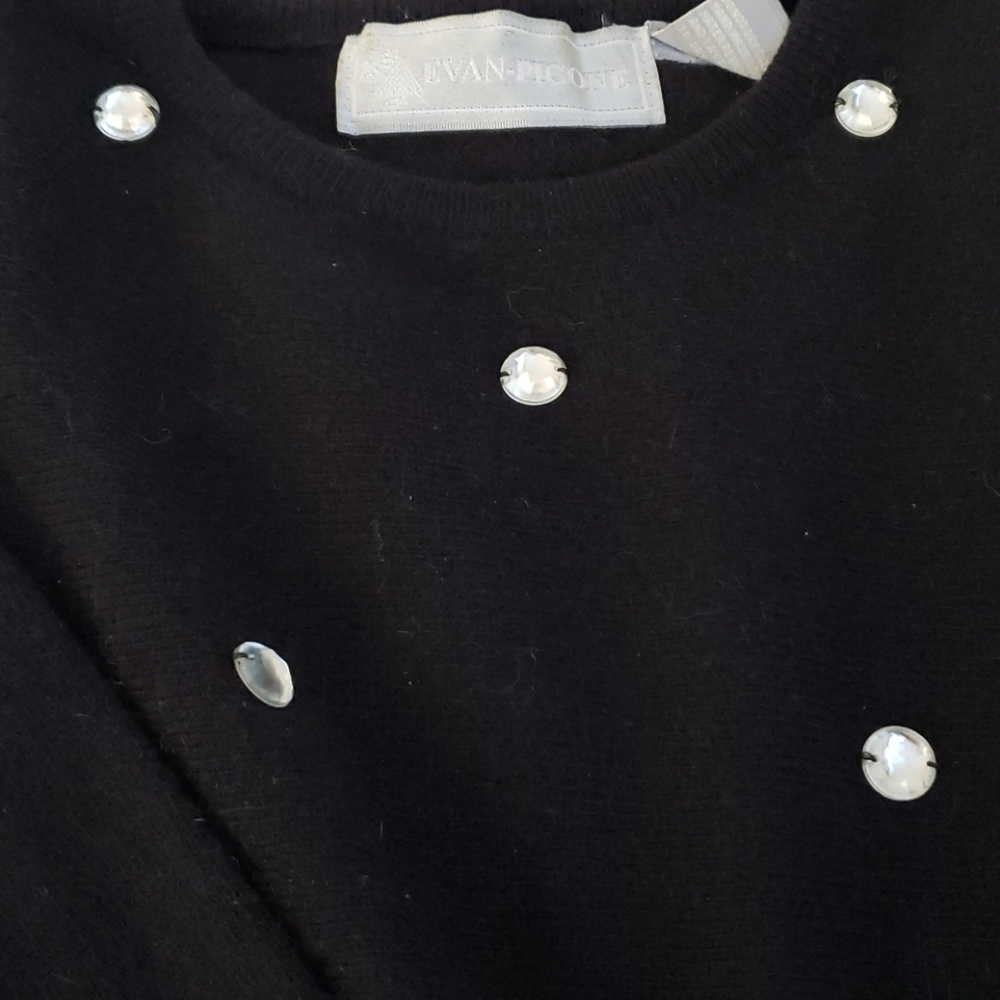 Vintage Evan Picone Lambswool and Angora Sweater - Picture 3 of 7